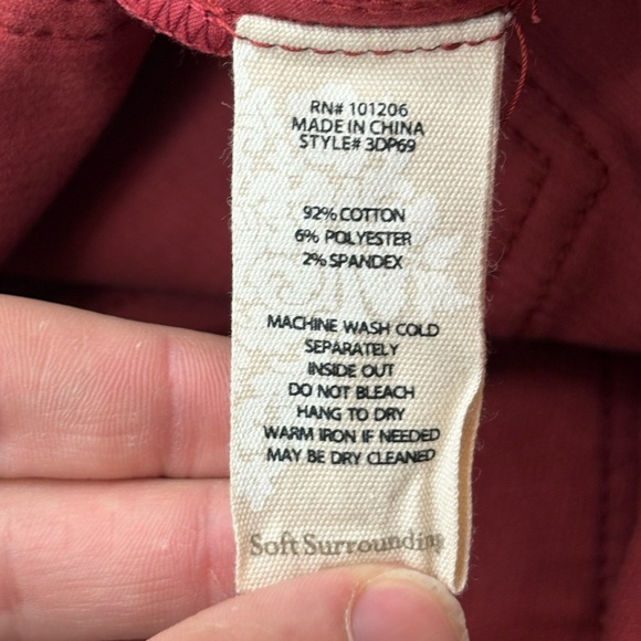 Soft Surroundings Burgundy Corduroy High Rise Skinny Pants size 12P petite - Picture 14 of 14